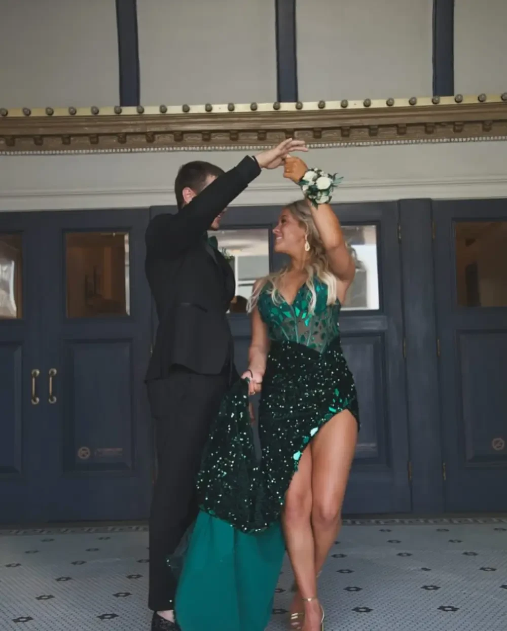 Gallery Image #slidesGrid3